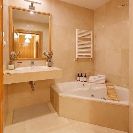 Casco Historico-catedral Parking *