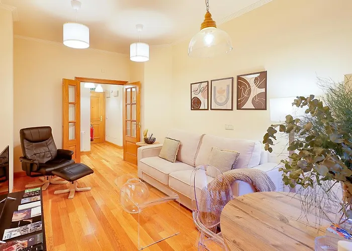 Casco Historico-catedral Parking Овьедо