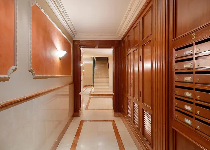 Casco Historico-catedral Parking Апартаменты Овьедо